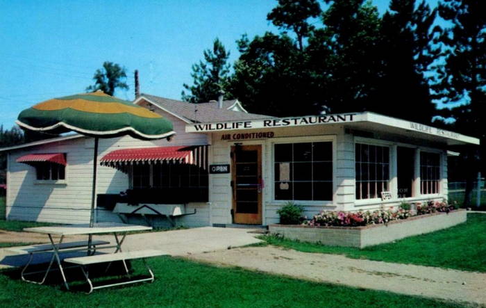 Paris Fish Hatchery - Old Postcard View (newer photo)